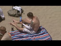 Summer skin health management to avoid early skin aging, potential skin cancer risks