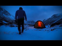 Solo Winter Camping in Hilleberg Soulo by the frozen lake. Scotland
