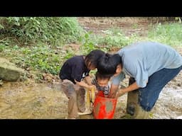 Ba chị em đi lấy lươn em mang đi bán chị gái về nhà phát cỏ xunh quanh nhà@bodonthan123