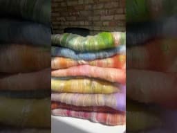Some batt pulls for you 🌀 #spinningyarn #fiberart #fiberartist