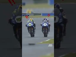 HEY! 👀 Jake Gagne and Cam Petersen lock eyes on the front straight #motorcycle