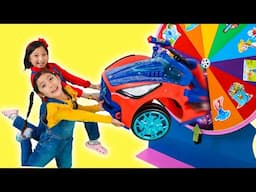 Maddie y Eva hacen trampa en la ruleta de limpieza 😆🧼