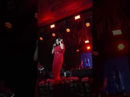 Neeti Mohan set the stage on fire at Aligarh Mahotsav 2025!  🔥✨ #aligarhmahotsav2025