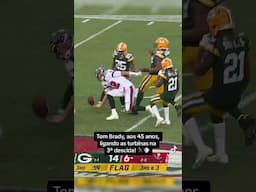 Tom Brady the old "duck and under" run