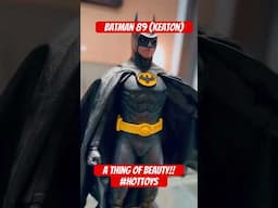 Been waiting a while for this one! Keatons 1989 Batman. A thing of beauty?? #hottoys