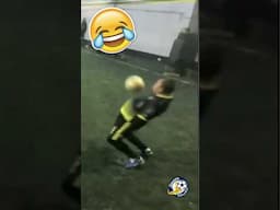 Belly Ball Foot. Unexpected Football Control! #soccereducation #bellyball #football