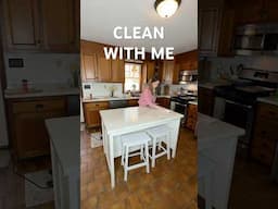*28 weeks pregnant now! #cleanwithme #cleaningmotivation #kitchencleaning #kitchencleanwithme