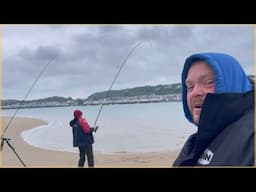 Fishing in CRAZY CONDITIONS at Mol Y Don - Anglesey❗️