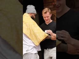 Homeless Man Gives $1,000 to Strangers
