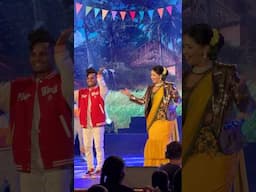 ලංකාවම හොල්ලපු Teacherවත් විනාඩි 2න් DaNcE කෙරෙව්වා 😎 RaMoD | Hayeshika Fernando