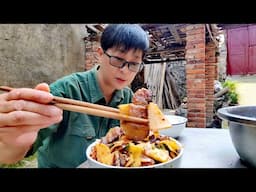 九九家南竹笋配腊肉，真是又脆又甜又爽口，新口味菜好下饭#湘西九九美食#家常菜 #三农美食 #湖南美食
