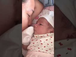 Mommy duties! Ang magpatulog ng baby pero ikaw pala ang binabantayan 😂😅