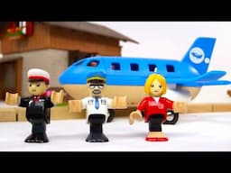 Fly to LONDON with Choo-Choo! - 30 min story with Brio Toys & Trains Sets