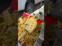 An amazing pineapple cutting machine in Malaysia!!!