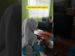 Layar Hitam Pun Tetap Bisa Ngetik⁉️😂 #shorts #sekolah #masasekolah #hiburan #lucu #smk