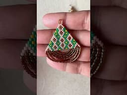 I think this is my favorite pattern this year so far. Find it at snailsandfairydust dot com.