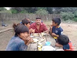 Elecciones 2025 , candidato concejales, vídeos REALES,La política nueva, comiendo pescado, sábalo,