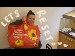 A HUGE lidl food haul and refinding love for team sport 5/52