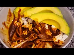 Sopa de tortilla (Sopa Azteca)