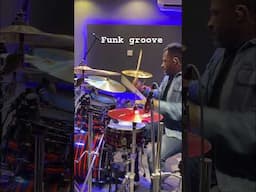 Funk groove with the vibes #short #grooveisintheheart #drums #drummer