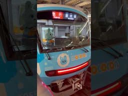 Mocoron Train: Blue Bunny Train of Odakyu Railway 小田急線 もころん号 5055 @ochikeron