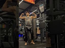 10kg clap dips💪🏼 #trending #motivation #fitnessinspiration #ytshorts #fitnessmotivation #vashujain