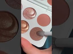A gold star for this bronze look 🌟