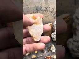 Specimen gold for crushing