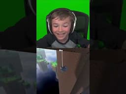 I'M a SILLY SPIDER #shorts #roblox #robloxshorts