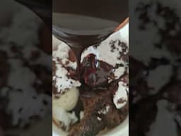 #icecreamlove #deathbychocolate #dbcicecream#foodlover #foodblogger#polarbear #viralshorts#icecream