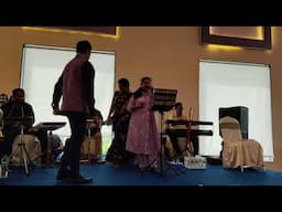 NARALERI PANDIRI NAVA DADRI - BANJARA MARRIAGE SONG by SUSHEELA -  RAAJSANGEETH LIVE ORCHESTRA, HYD.