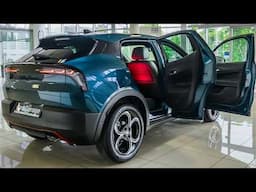 2025 Green Alfa Romeo Junior Speciale Hybrid - Compact Luxury SUV in Detail