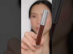 Inspired by the universally flattering BLACK HONEY but better?!?? #cliniqueblackhoney #gloss