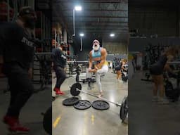 Walking into the Gym in 2025 | Robertfrank615 #gymmotivation #comedy #bodybuilding