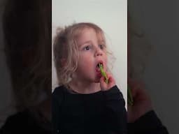 What you doin? #dentalcare #kidsteeth
