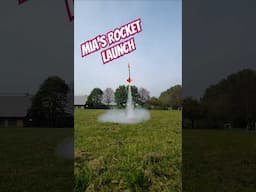 Mia launches her @EstesRockets1 rocket kit at the park #modelrockets