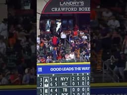 Luis Robert Jr. sent that straight into orbit #homerun #MLB
