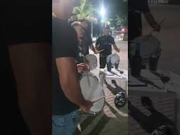 Ovelha Negra e bateria bombando no Cais da cidade!