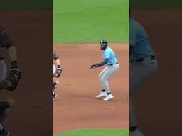 What a play by Francisco Lindor! 👏