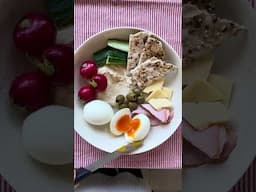 What I eat in a day - 1 month postpartum & breastfeeding #whatieatinaday #healthyfood