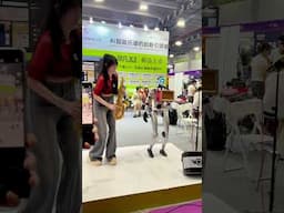 廣州樂器展的新夥伴🫶🏻🫶🏻