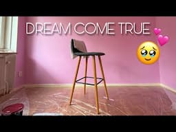 moving vlog: PINK LIVING ROOM AND NEW FLOOR 🫢