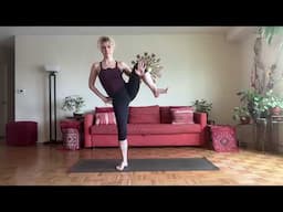 Yoga to open the hips and activate the sacral chakra