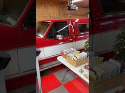 MASSIVE Estate Sale Find!! MINT 1990s Ford F150!! #FordF150 #obs #f150