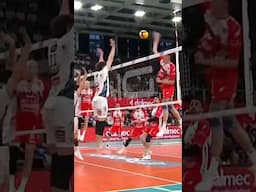 The Art of Blocking by Trentino 💪 #epicvolleyball #volleyballworld #volleyball