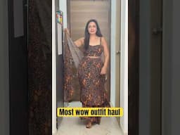 OMG dekho maine kitne stunning outfits dhoondh nikale. Batao aapka favourite kaunsa hai 🤓 #shorts