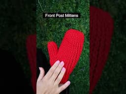 A little too cold? Easy Crochet Mittens  #CrochetPattern #crochetmittens