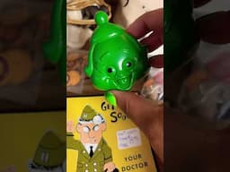 What did I find? #thrifting #antiquing #antiquemall #vintage #antiqueshop #fleamarket