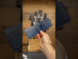 “Bifold Rift V2.1” wallet💳💵“Buttero” veg tan leather Blue + Black colors, Black stitch🐗
