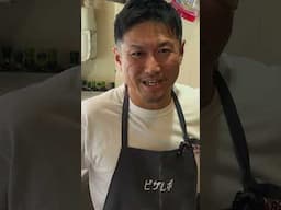 How This Japanese Pizza Shop Sells 30,000 Pizza's A DAY!!!
